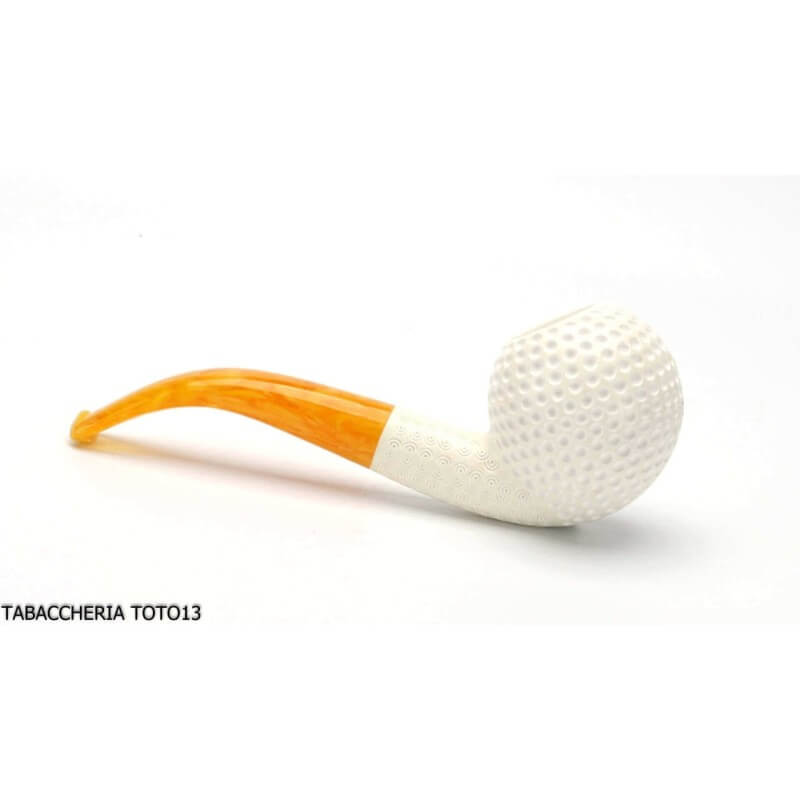 Sea-foam tobacco pipe in the shape of a golf ball - Lubinski Sea-foam tobacco pipe in the shape of a golf ball - Lubinski