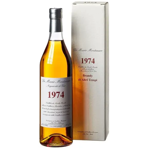 Brandy de destilería Montanaro 1974 alto grado vol.52% CL.70 - Licores
