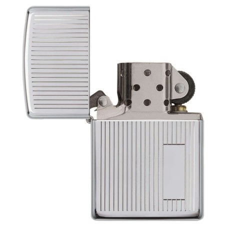 Zippo vertikale Linien reg Engine gedreht - Feuerzeuge
