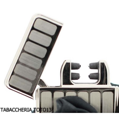 Briquet Tycoon à 2 arcs électriques croisés, finition en rangée sur chrome foncé - Briquets - Métal