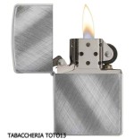Zippo Regular Diagonal Weave Diagonal gebürstetem Chrom - Feuerzeuge