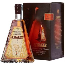 J. Bally 7 años A.O.C., botella de piramidas Vol.45% Cl. 70 J. Bally Distillery Ron