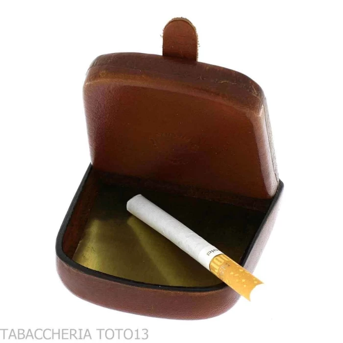 Pocket ashtray in Florentine leather