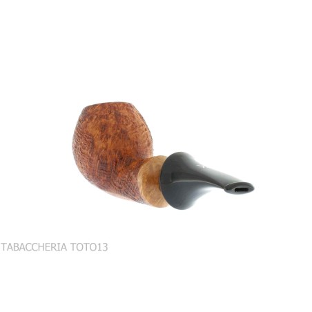 Pipa Kristiansen con forma de botella semicurvada en brezo claro arenado - Pipas de Tabaco