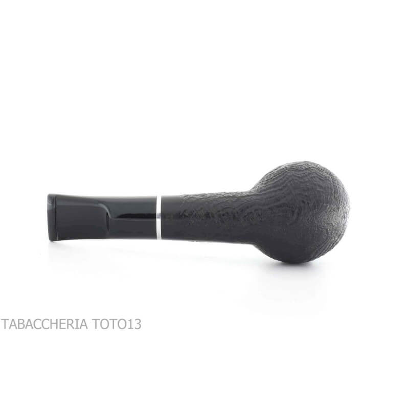 Pipa Outlaw Cutty shape negro pulido con chorro de arena - Rattray's