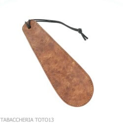 Short shoehorn in Florentine leather
