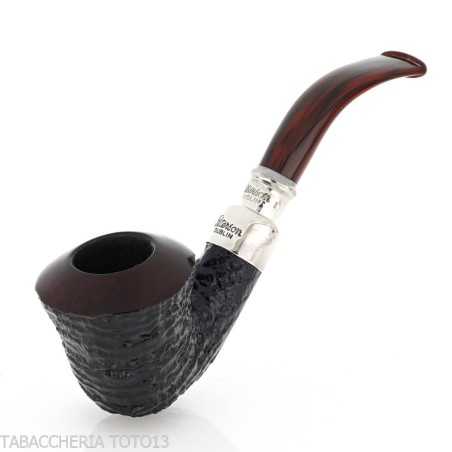 Peterson Newgrange spigot Sandblasted B10 Fishtail Calabash - Pipe