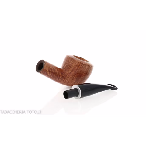 Semi-curved Diplomat-shaped pipe in light briar-Milano pipe