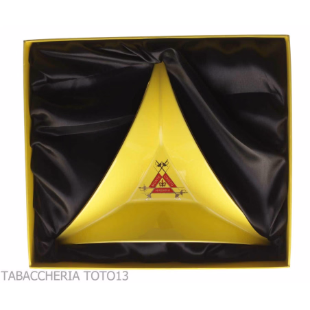 Cenicero Tricornio Amarillo Montecristo con Logotipo - Accesorios Del Cigarro