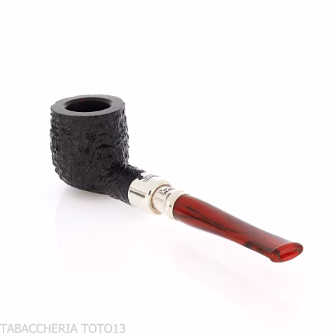 Peterson Newgrange spigot Sandblasted 606 Fishtail Pot - Tobacco Pipes - Natural root