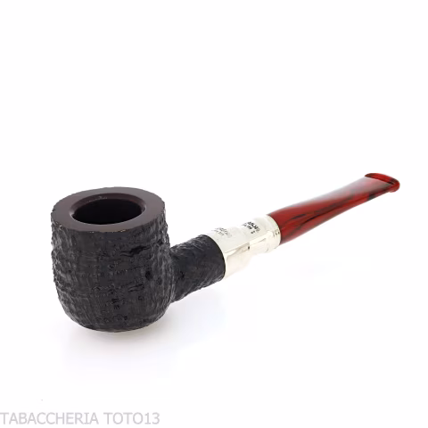 Peterson Newgrange spigot Sandblasted 606 Fishtail Pot - Tobacco Pipes - Natural root