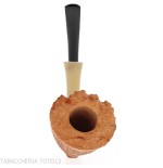 C-pipe Cavalier shape in sandblasted briar: elegance and functionality