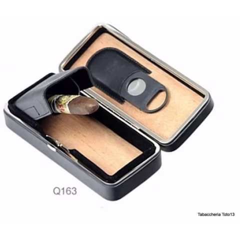 Box in cedro rivestita in pelle nera per 3 sigari, dotata di cutter - Accessori Per Sigari